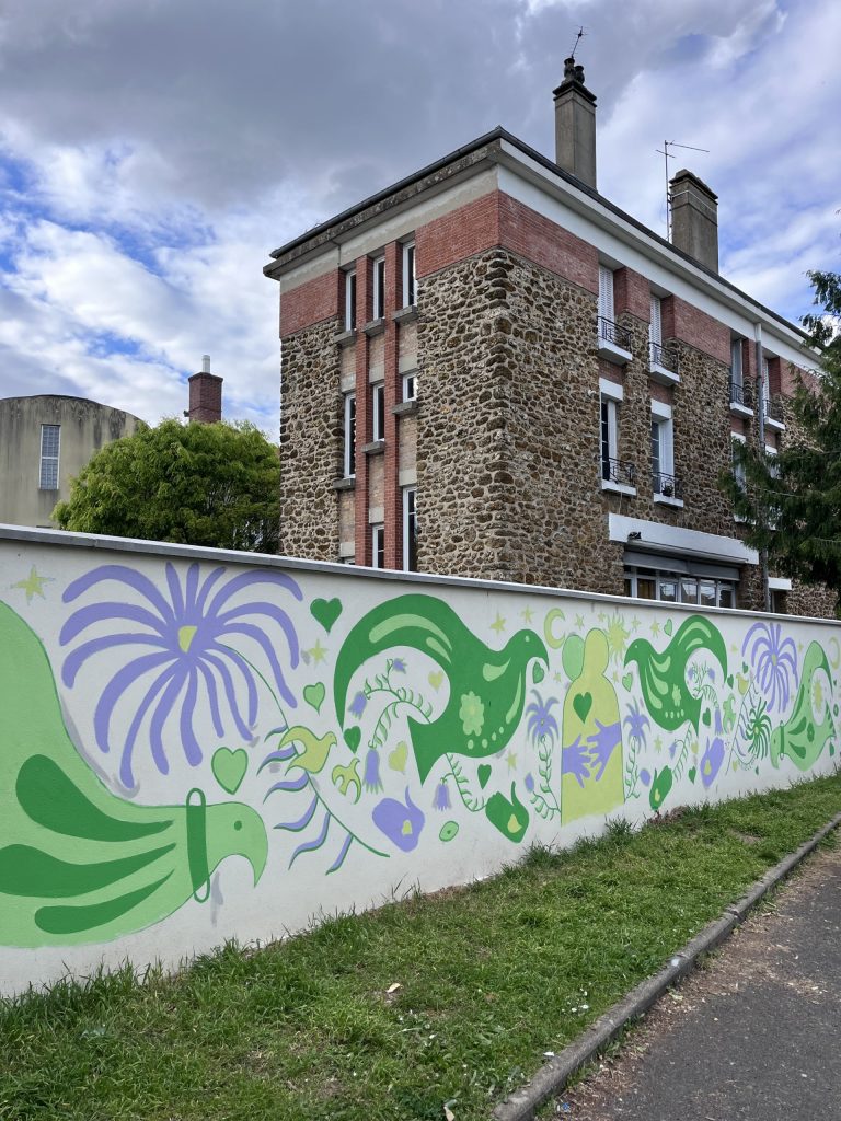 mural-galerie-fresque-pour-la-paix-pédagogique-grigny-plan-large-gris