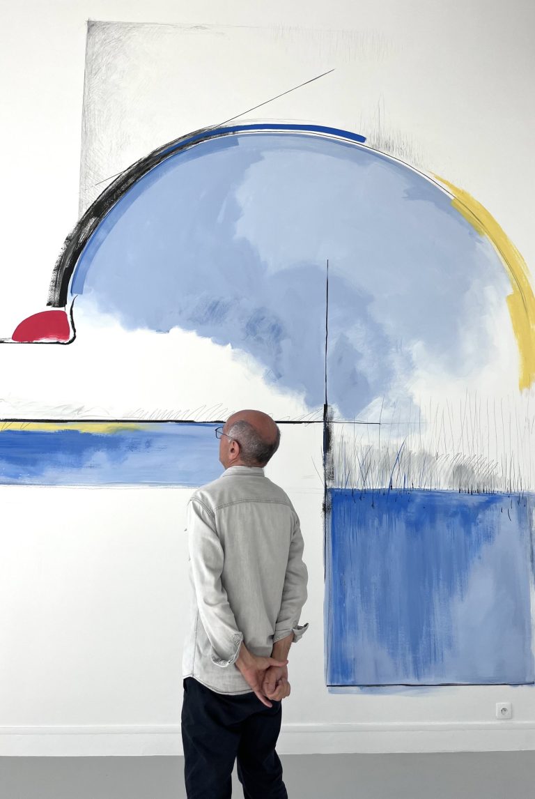 mural-galerie—fresque-murale-architecte-interieur-lignes-abstraites-sophie-boichon-client-peinture-grand-format