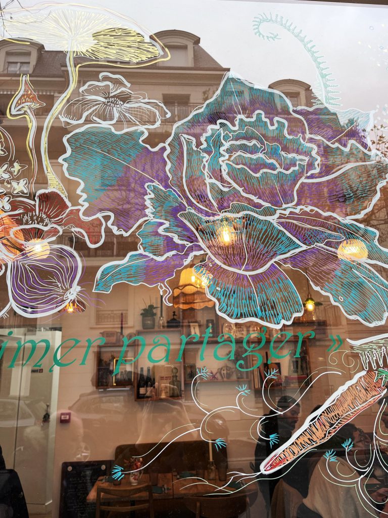 mural-galerie—vitrine-decor-vegetal-panier-marche-choux-fruit-legume-hiver-cuisine-restaurant-la-part-des-anges